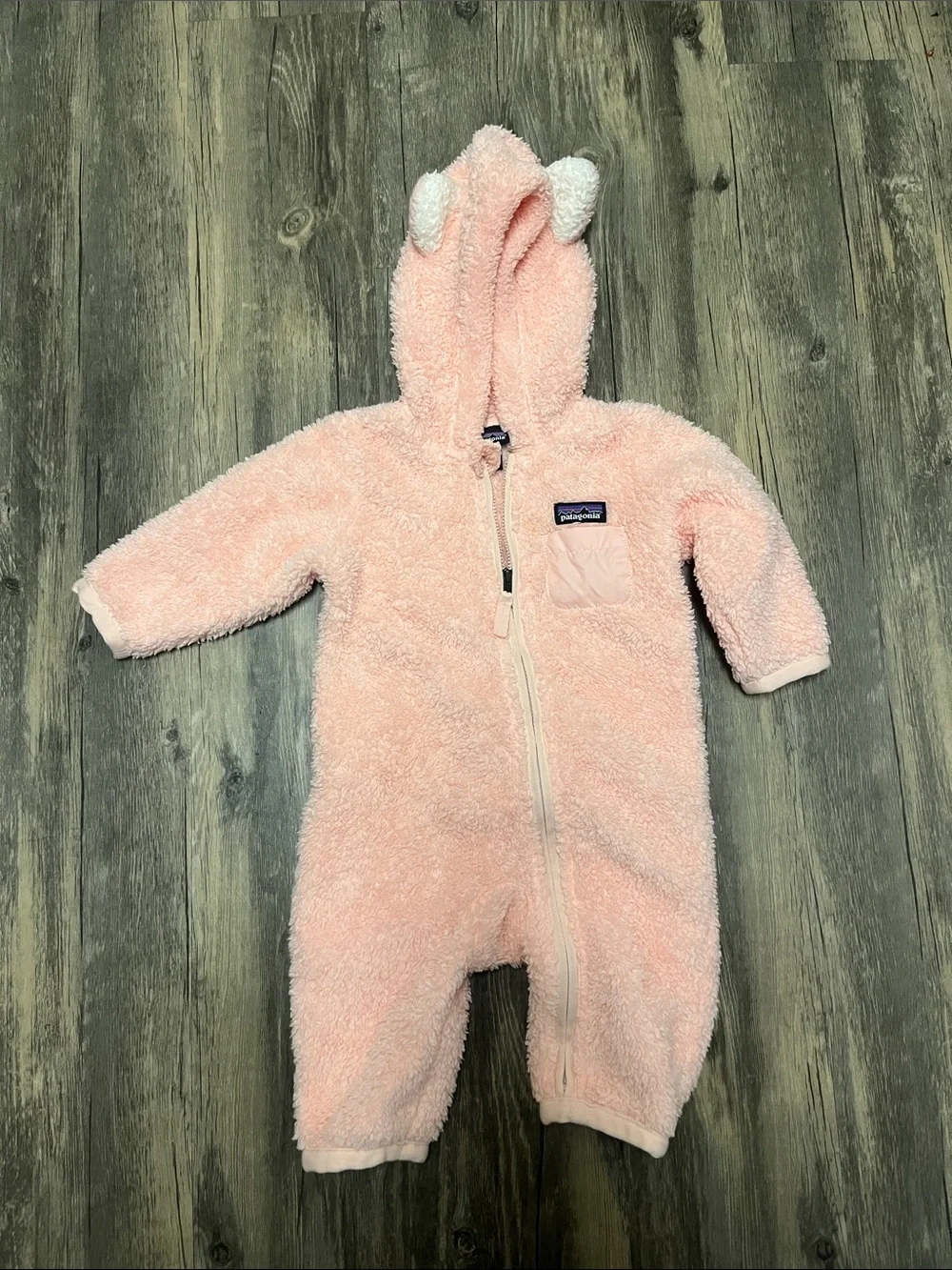 Patagonia Baby Furry Friends Bunting size 3-6 months